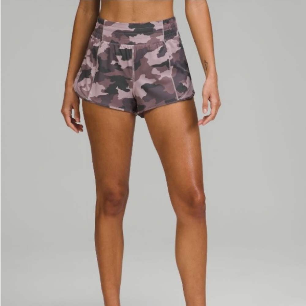 Lululemon Hotty Hot HR Short